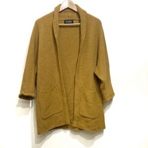 The SKINNY Erinn Cardigan Sweater Size Medium Mustard Yellow Front Pockets